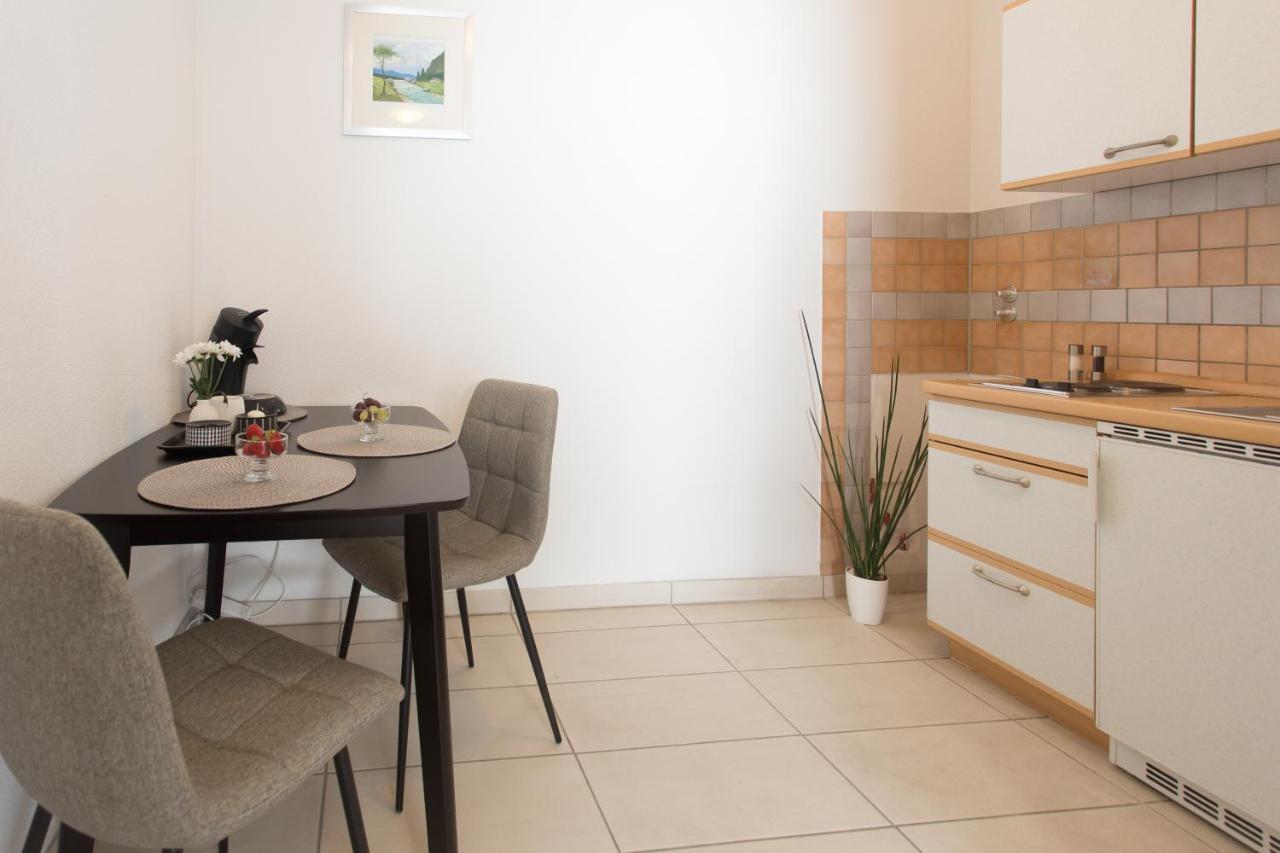 Apartmani Stanic Seget Vranjica Kültér fotó