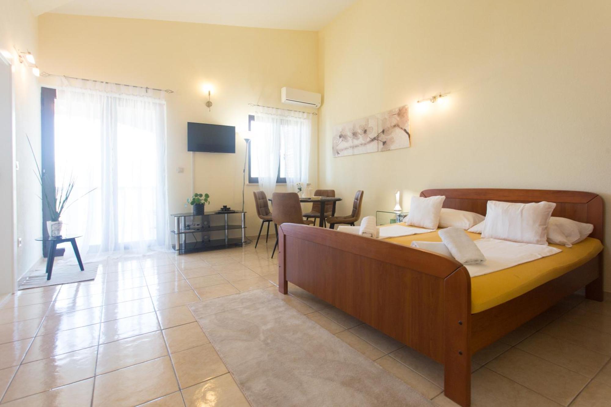 Apartmani Stanic Seget Vranjica Szoba fotó