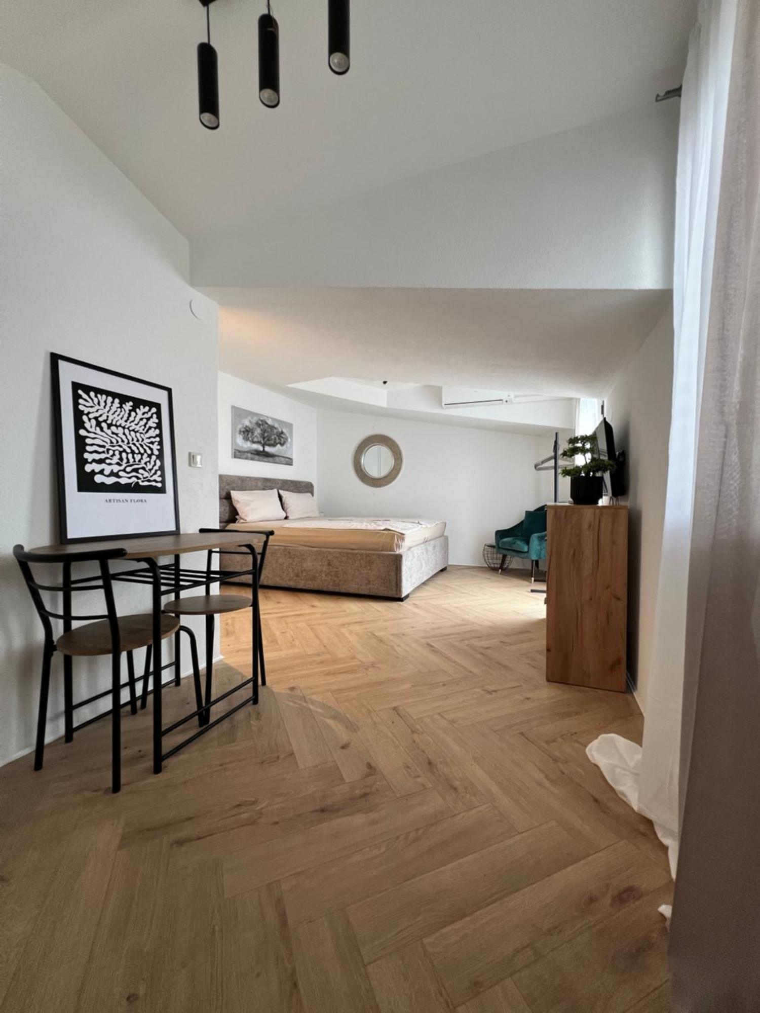 Apartmani Stanic Seget Vranjica Kültér fotó